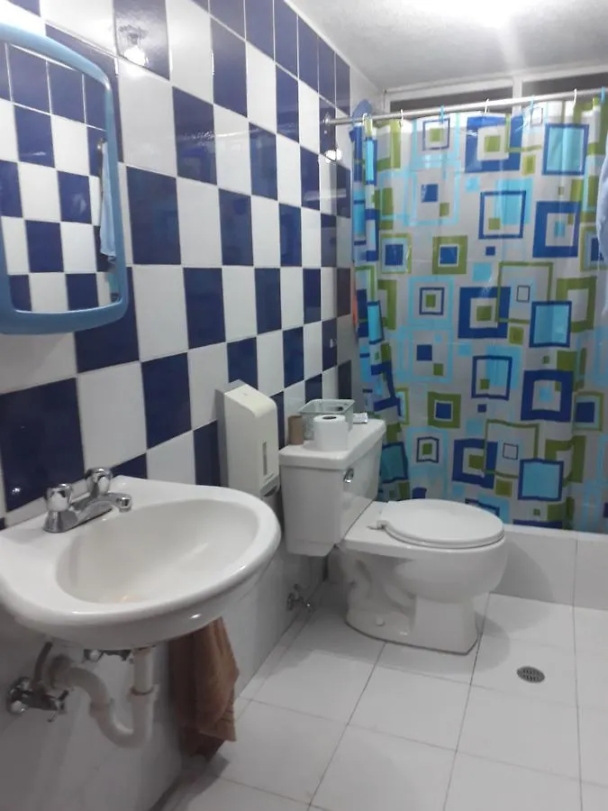 Mi Casa Fuera De Casa 3*, Quito